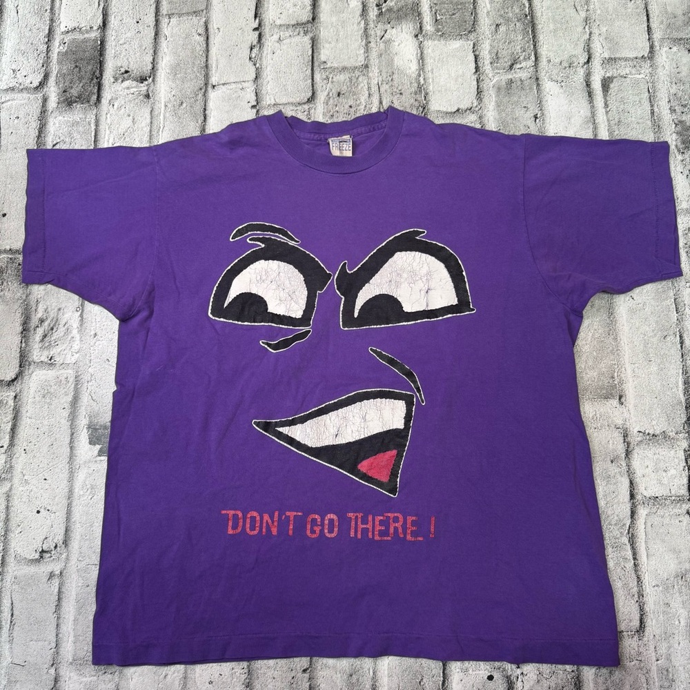 VINTAGE 90s LIVING IN ATTITUDES T-SHIRT Don't Go There! FACE Sz XL Purple Freeze